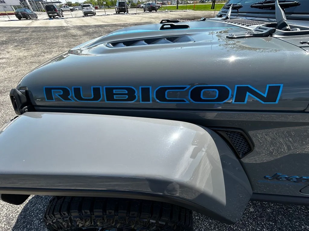 Used 2023 Gray Jeep Rubicon 4xe image 30