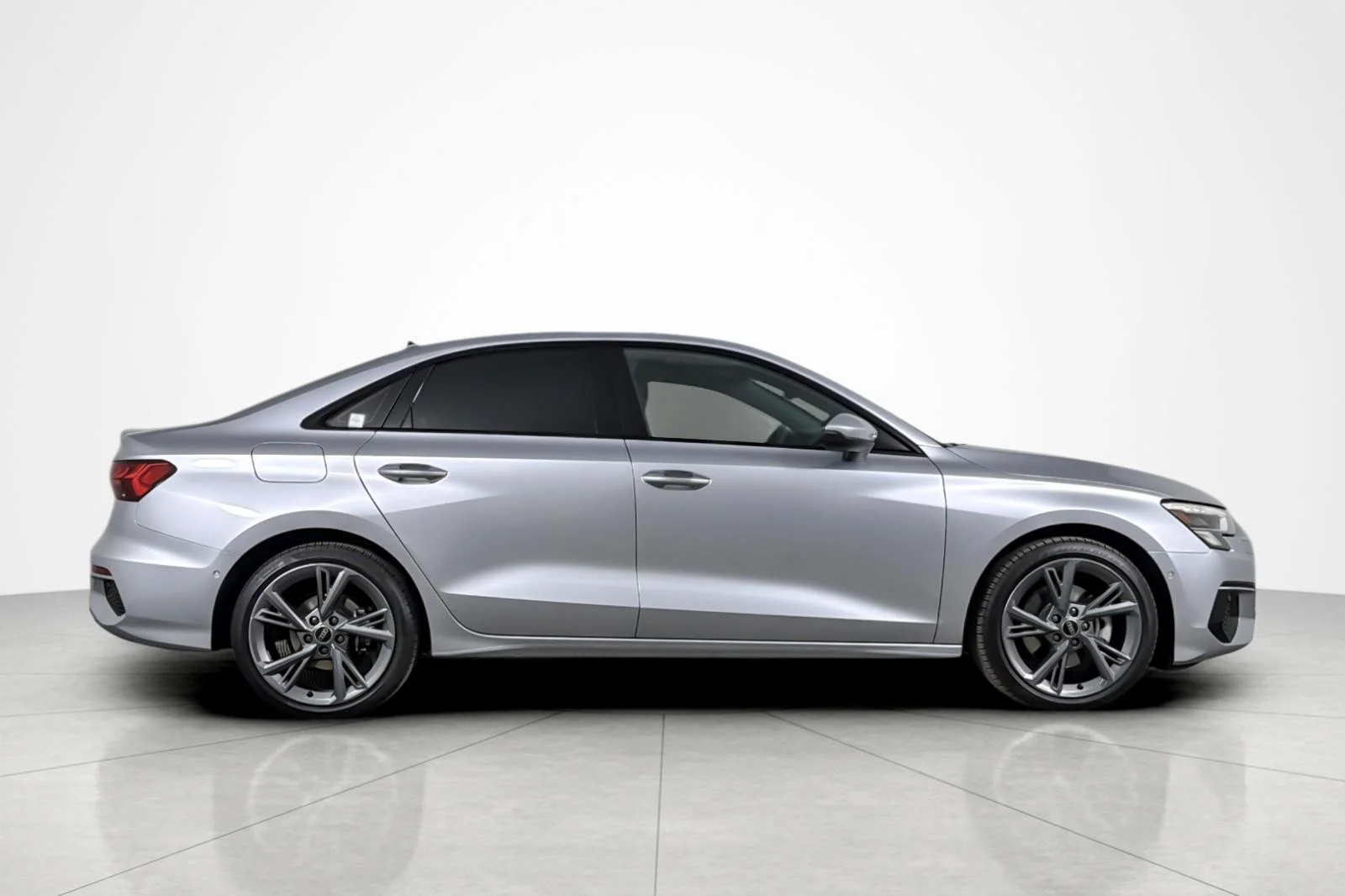Used 2024 Florett Silver Metallic Audi Premium Plus 40 TFSI quattro image 6