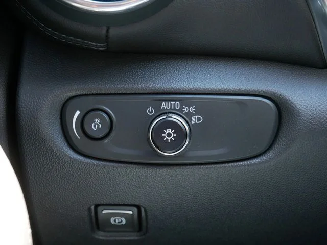 2022 Chevrolet Blazer 2LT - Photo 17