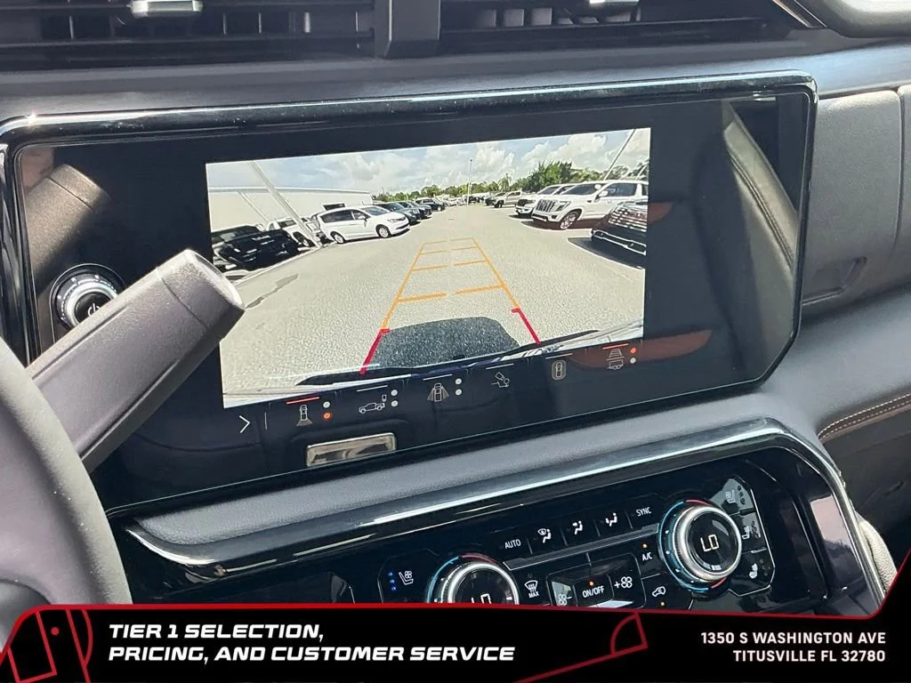 Used 2024 Sterling Metallic GMC AT4 image 41