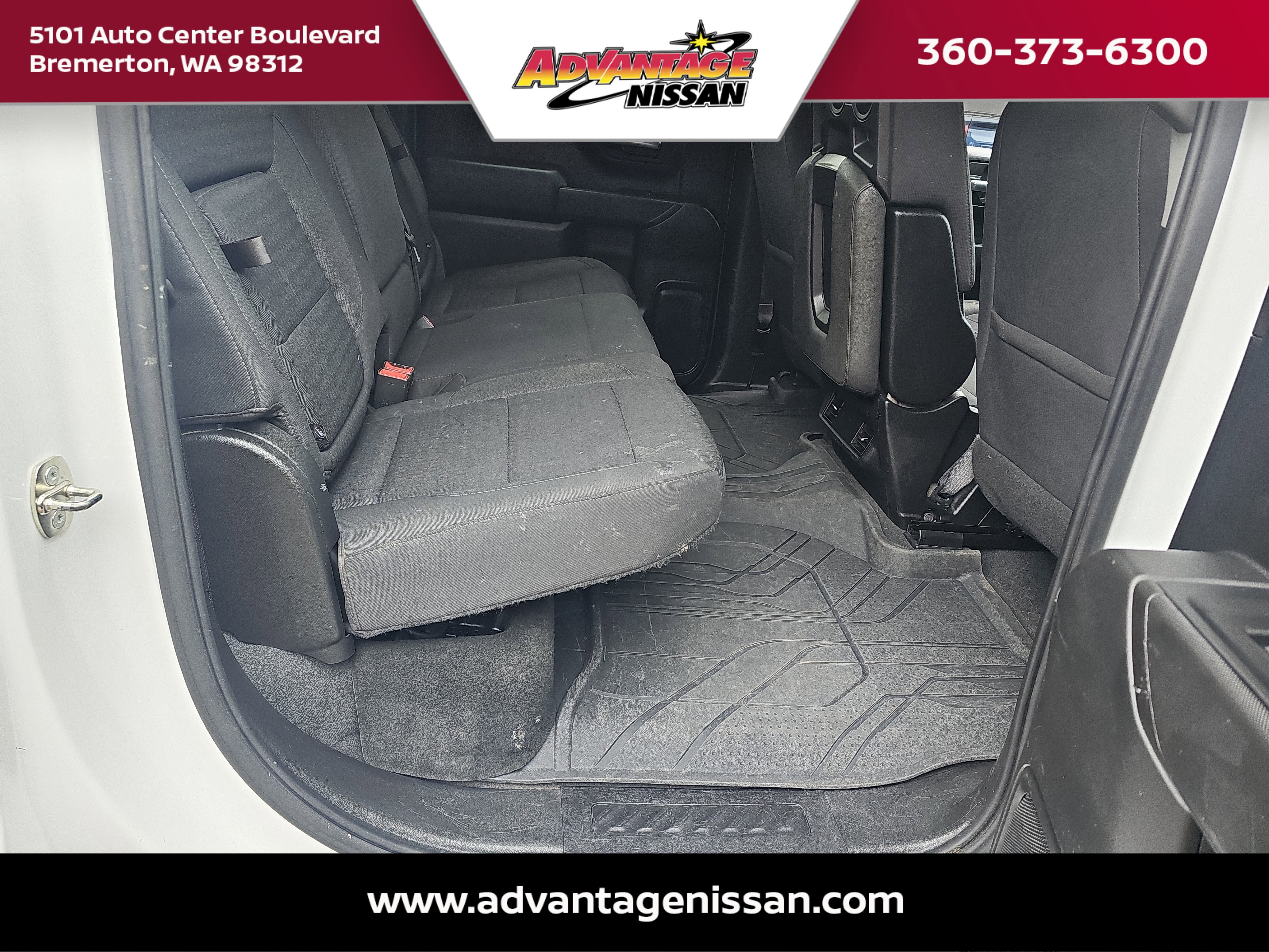 Used 2023 Summit White Chevrolet Custom image 17
