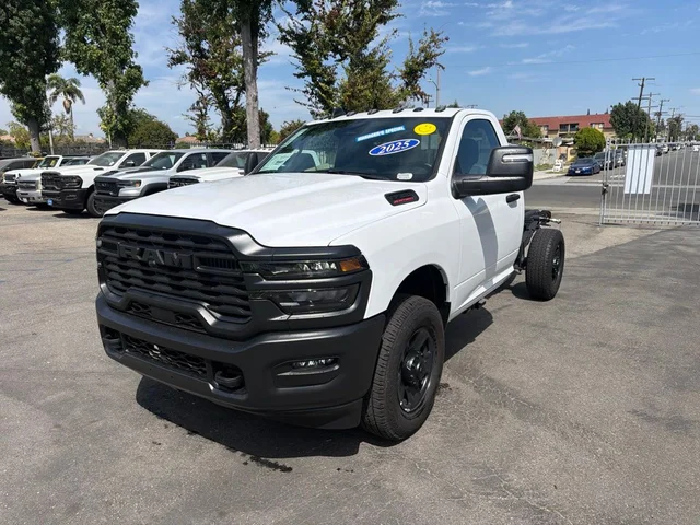 2025 RAM 3500 Chassis Cab Tradesman