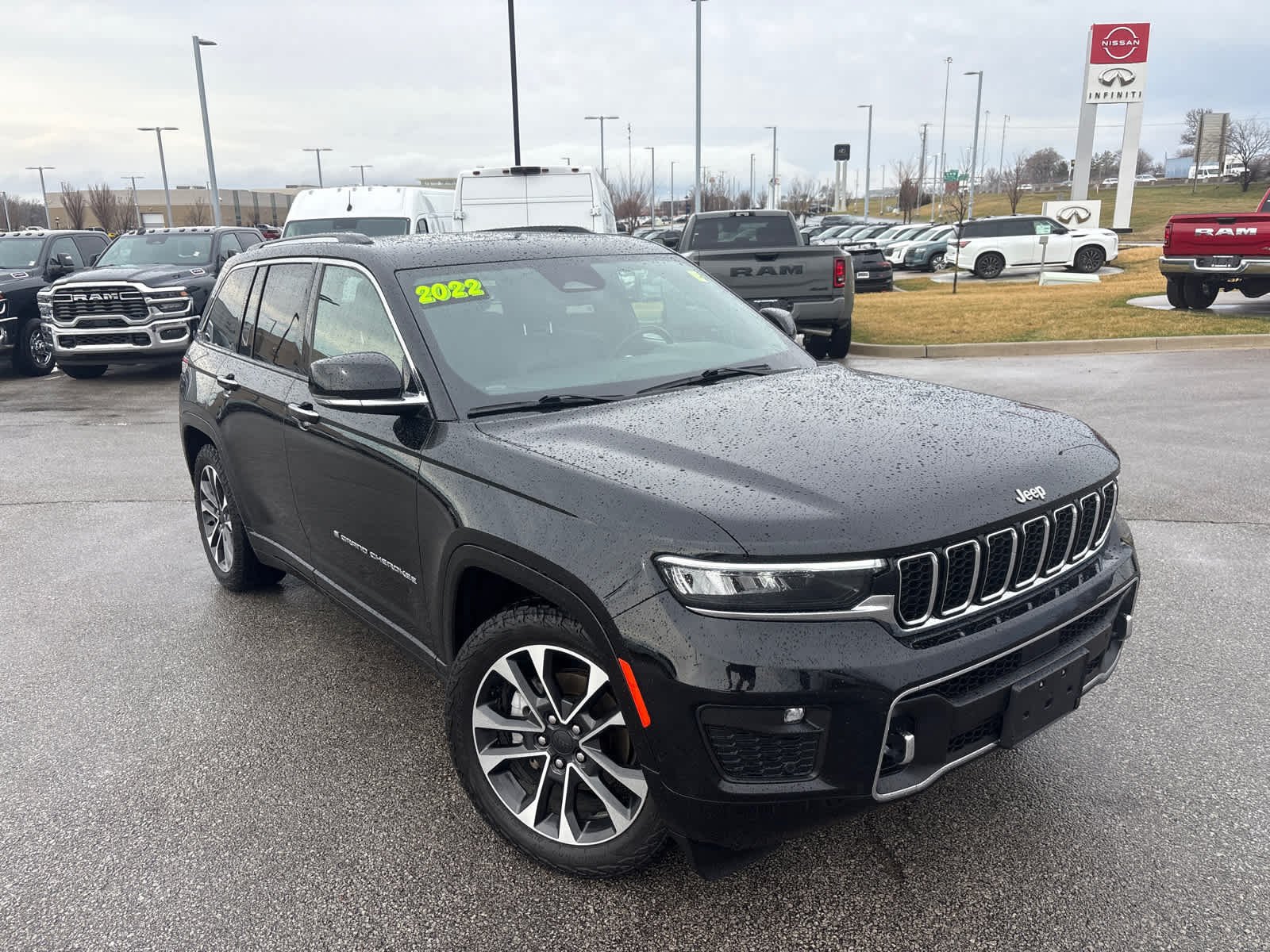 Used 2022 Jeep Grand Cherokee Overland with VIN 1C4RJHDG9N8565169 for sale in Kansas City