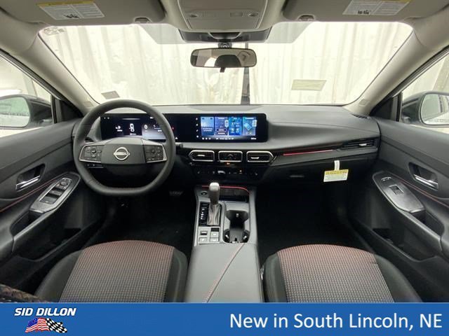 New 2026 Aspen White Tricoat/Super Black Nissan SR image 10