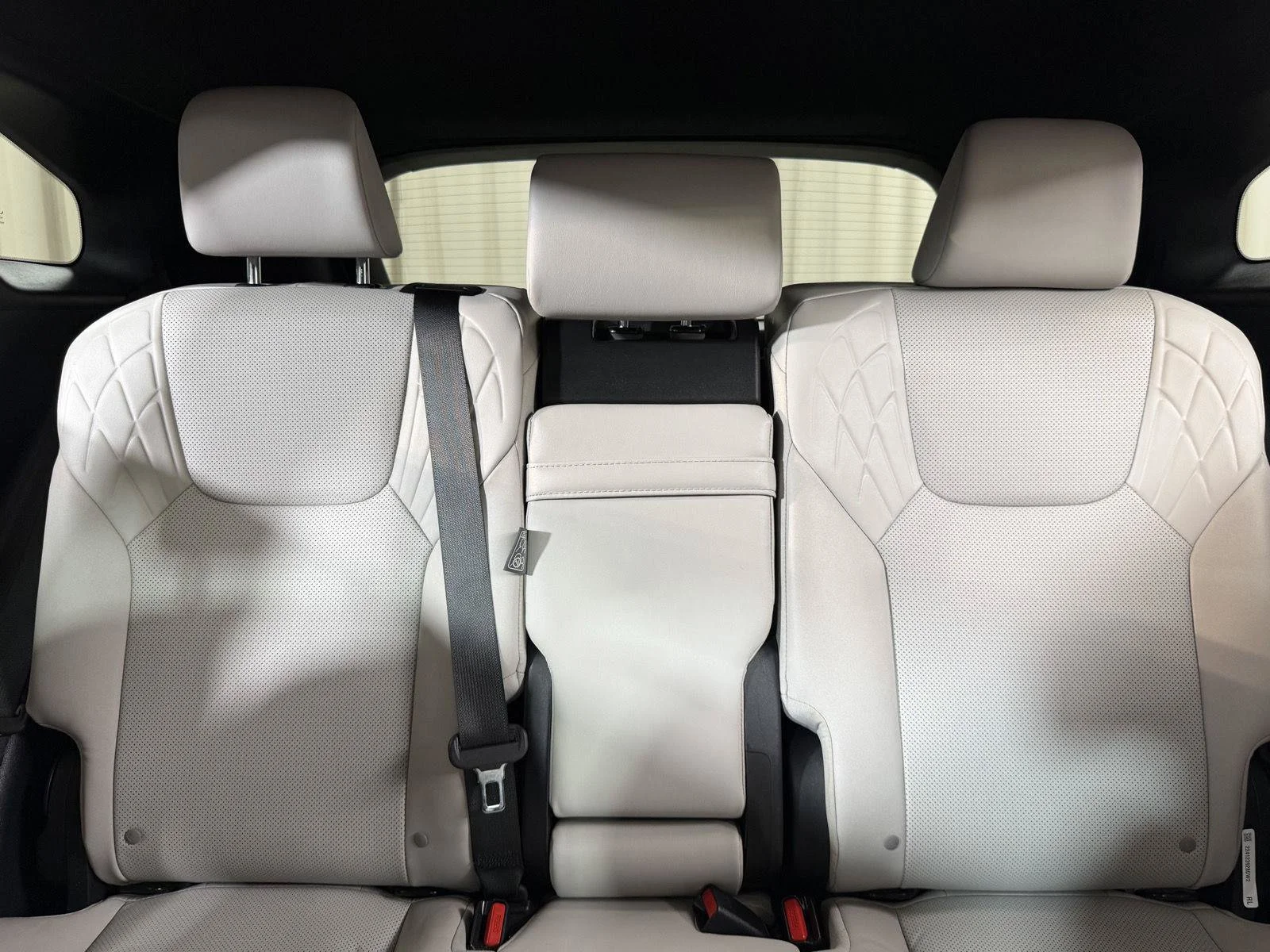 Used 2024  Lexus 350 Premium image 31