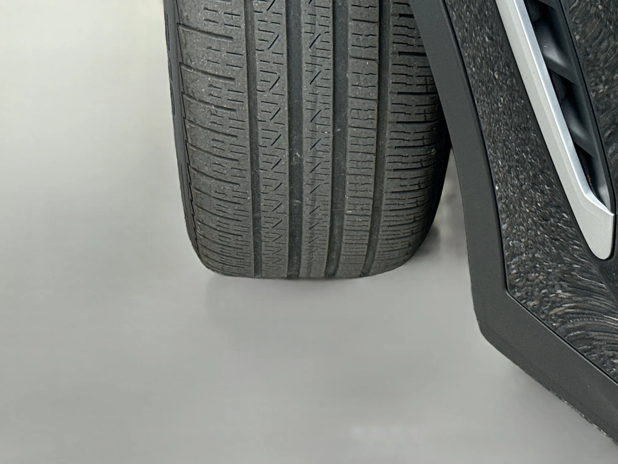 Used 2024 Black Sapphire Metallic BMW xDrive30i image 43