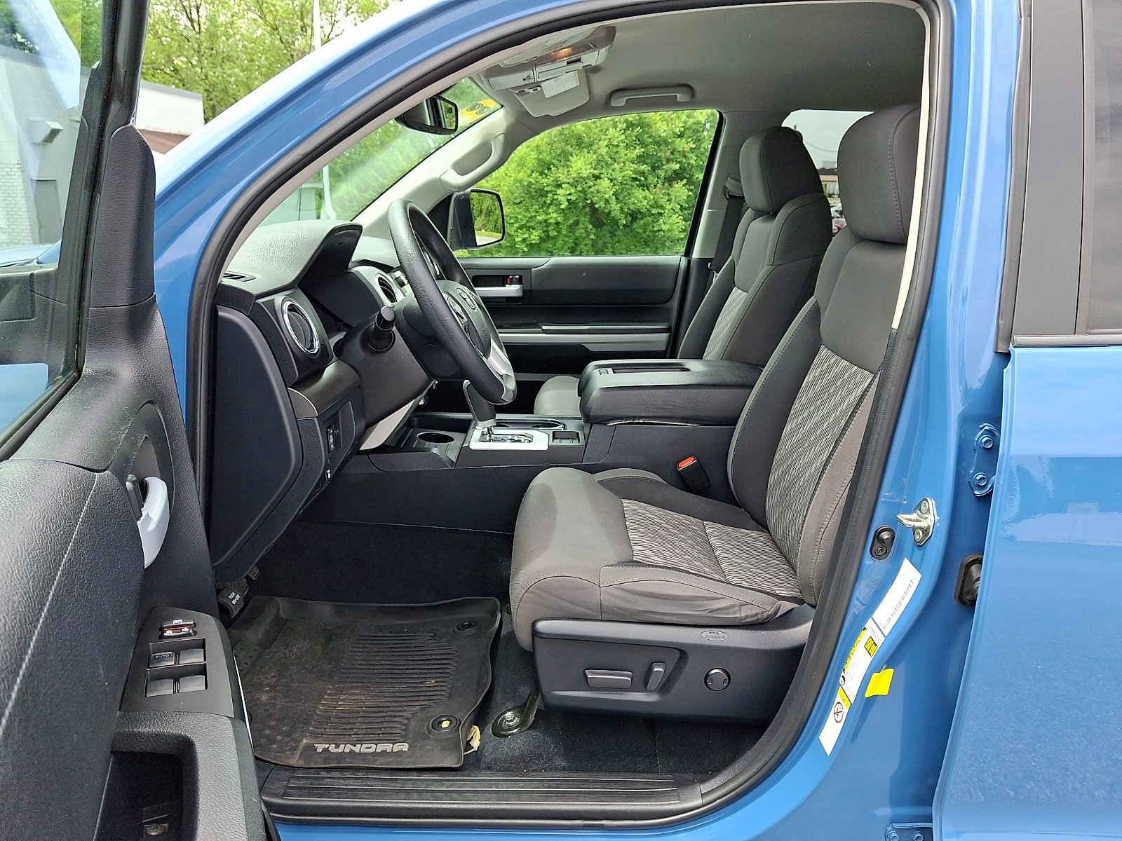 Used 2019 Cavalry Blue Toyota SR5 image 15