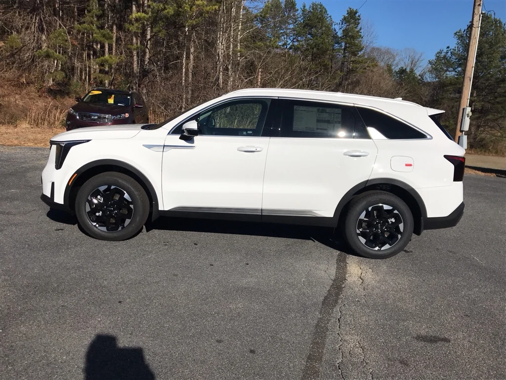 2026 Kia Sorento S - Photo 22