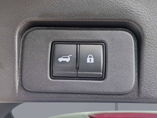 Used 2023 White Nissan SV image 13