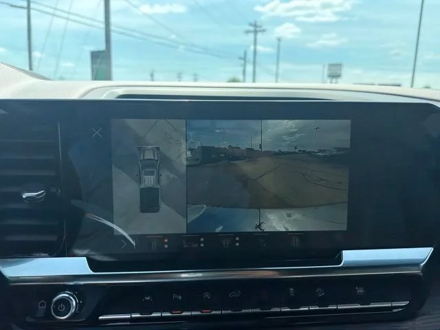 New 2026 Summit White GMC SLT image 24