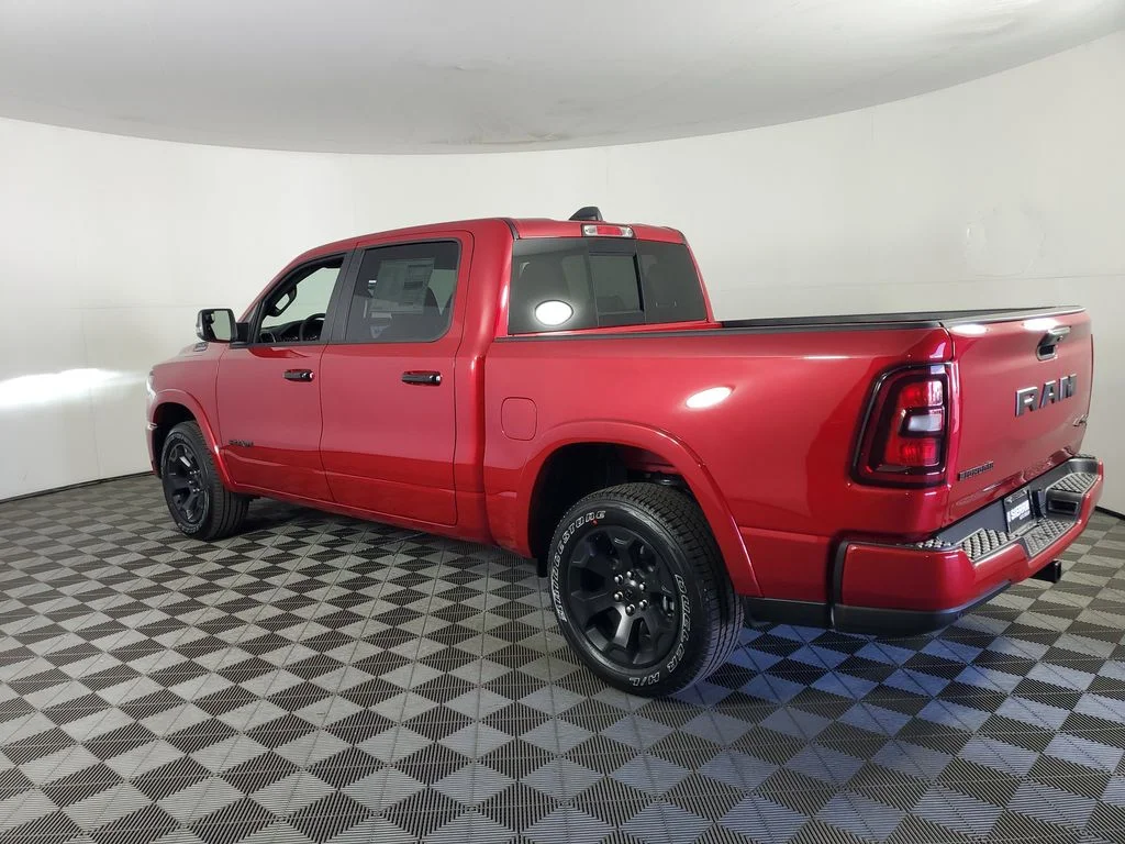 New 2026 Molten Red Pearl-Coat Exterior Paint RAM Big Horn/Lone Star image 6