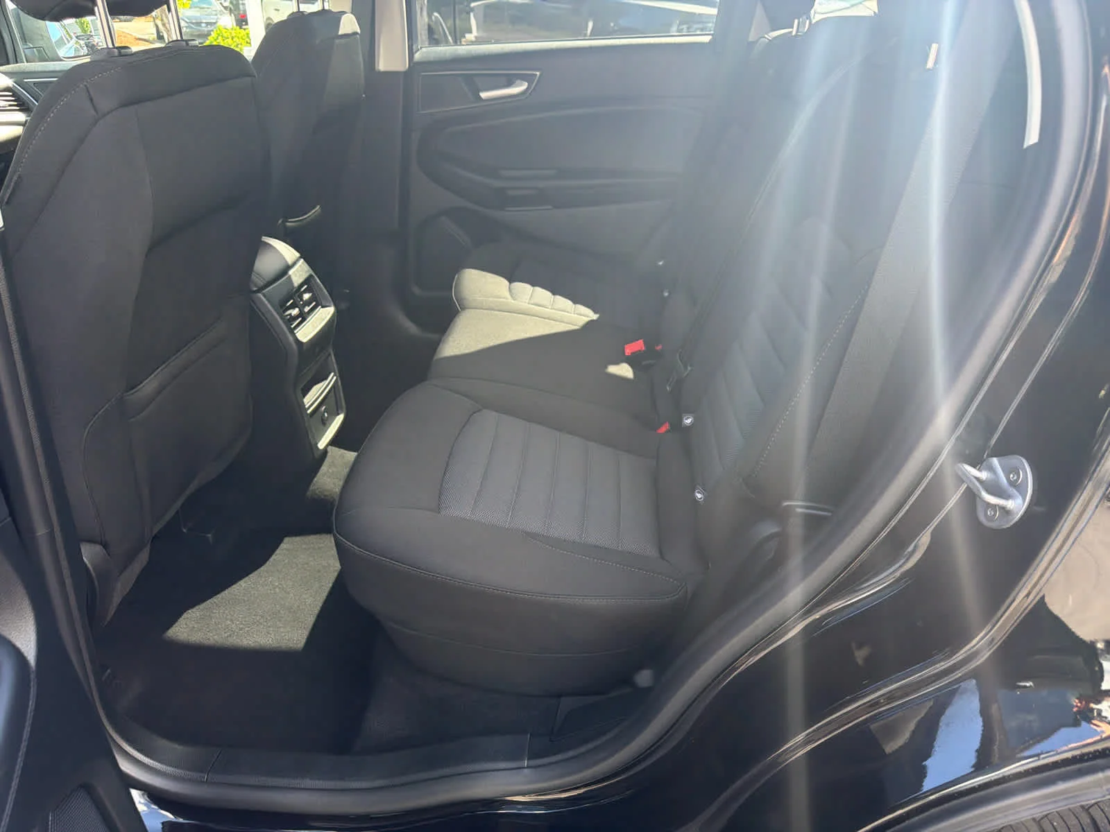 Used 2024 Agate Black Ford SE image 12