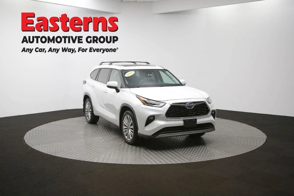 Used 2024 Beige Toyota Platinum image 56