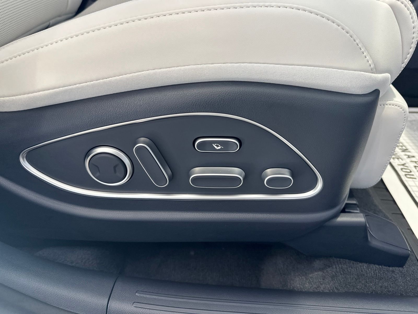 New 2027  Hyundai Calligraphy AWD image 39