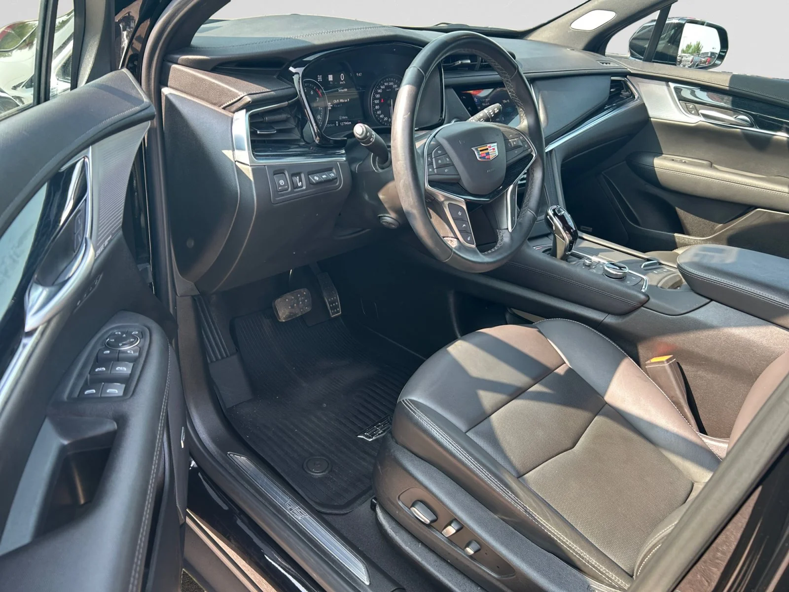 Certified Used 2025 STELLAR BLACK METALLIC Cadillac AWD Premium Luxury Leather Sunroof Nav image 13