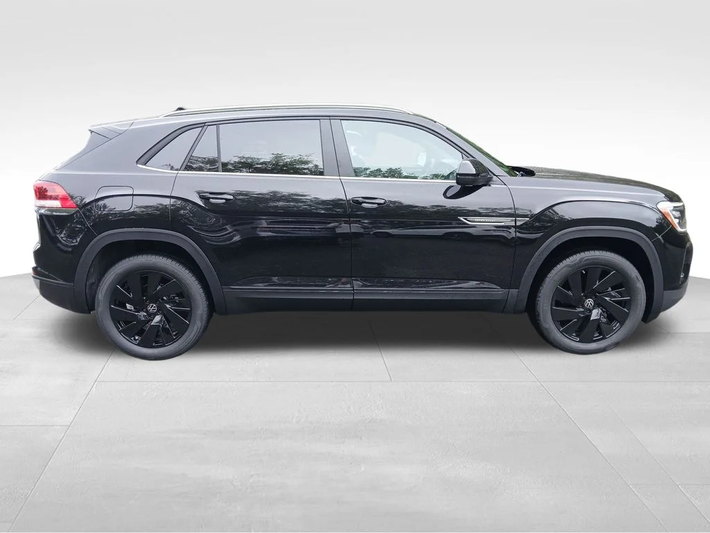 New 2026 Black Volkswagen SE w/Technology image 6