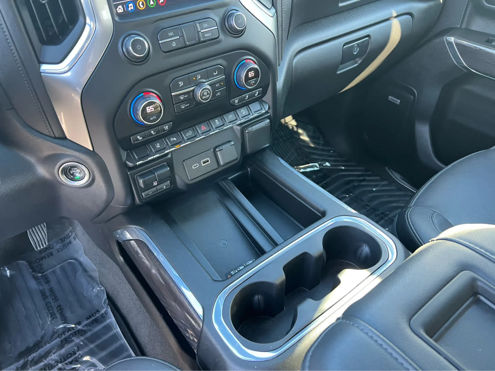 Used 2021 Summit White Chevrolet LTZ image 33
