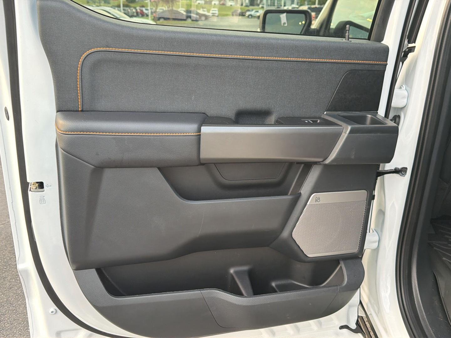 Used 2025 Oxford White Ford Tremor image 17