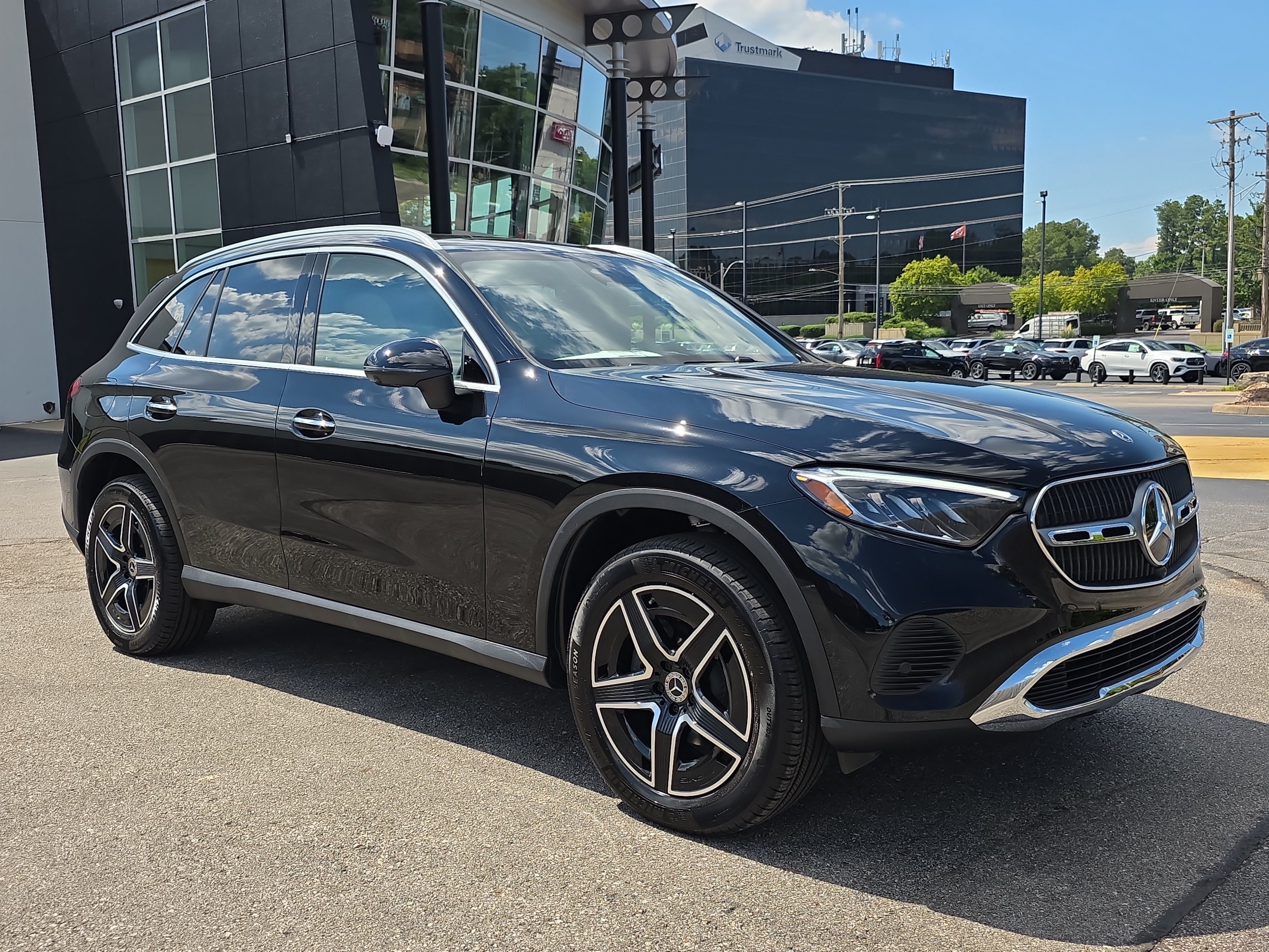 New 2026 Black Mercedes-Benz GLC 300 image 34
