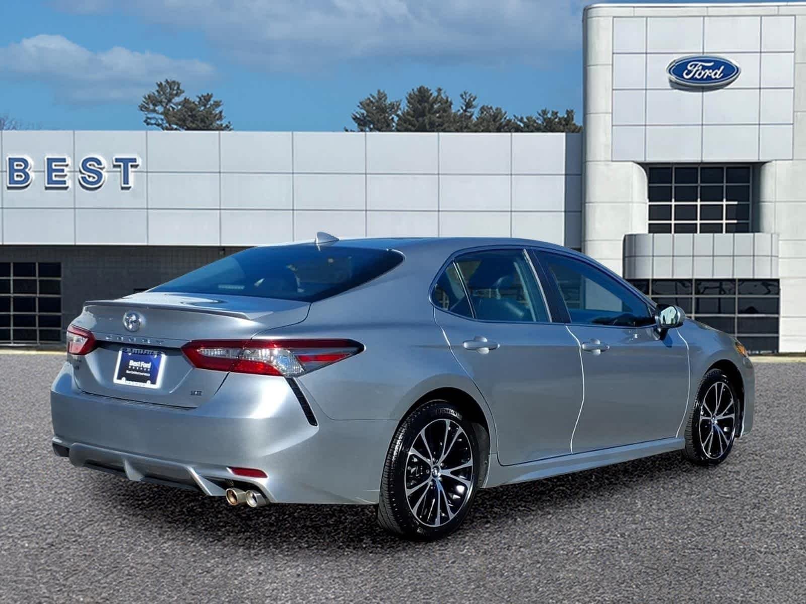 Used 2019 Celestial Silver Metallic Toyota SE image 7