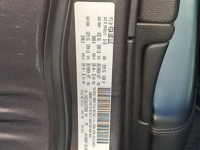 Used 2018 Gray Jeep Altitude image 26