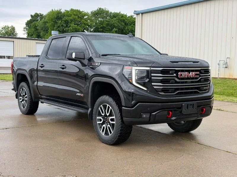 2024 GMC Sierra 4WD Crew Cab Short Box AT4's photo