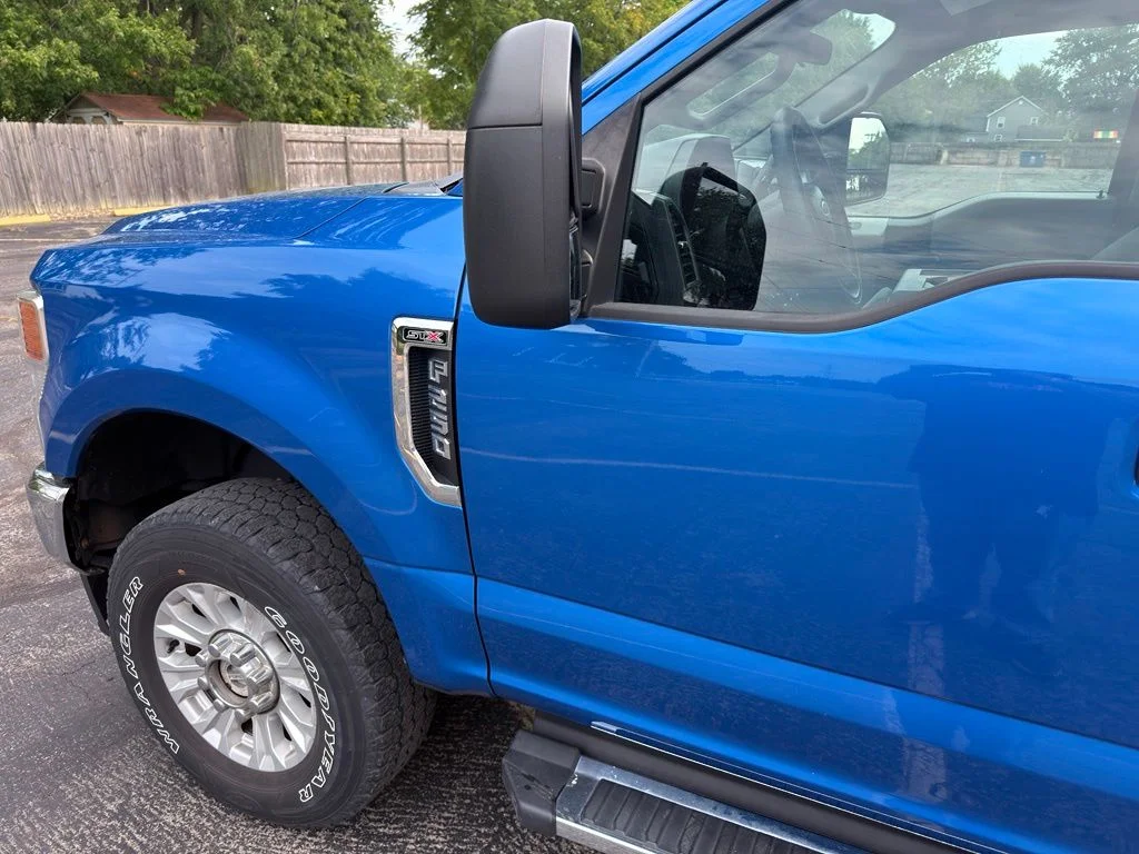 Used 2021 Blue Ford XL image 13