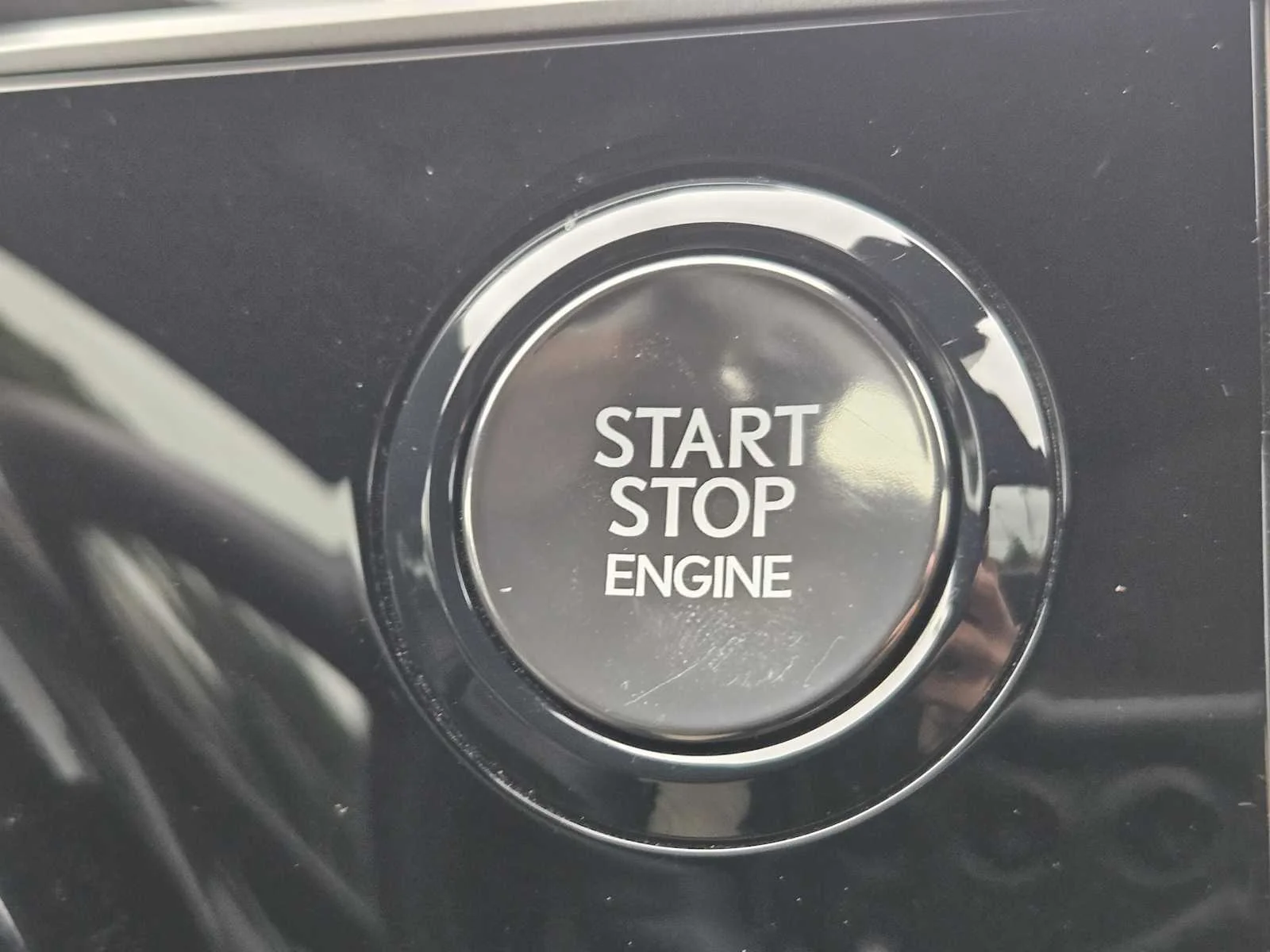 Used 2025 Iridium Lexus Premium image 16