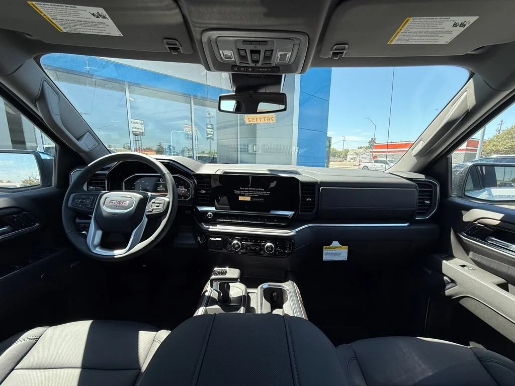 New 2026 Glacier White Tricoat GMC SLT image 18