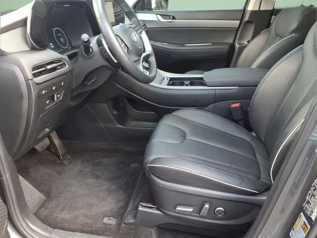 Used 2024 Gray Hyundai SEL image 19