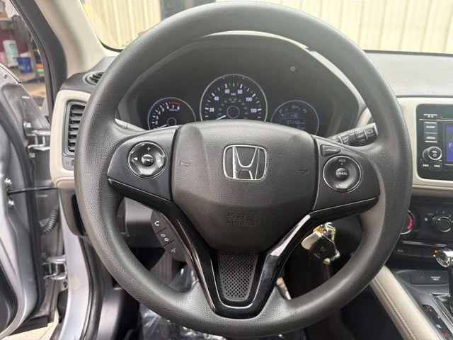 Used 2020 Silver Honda LX image 24