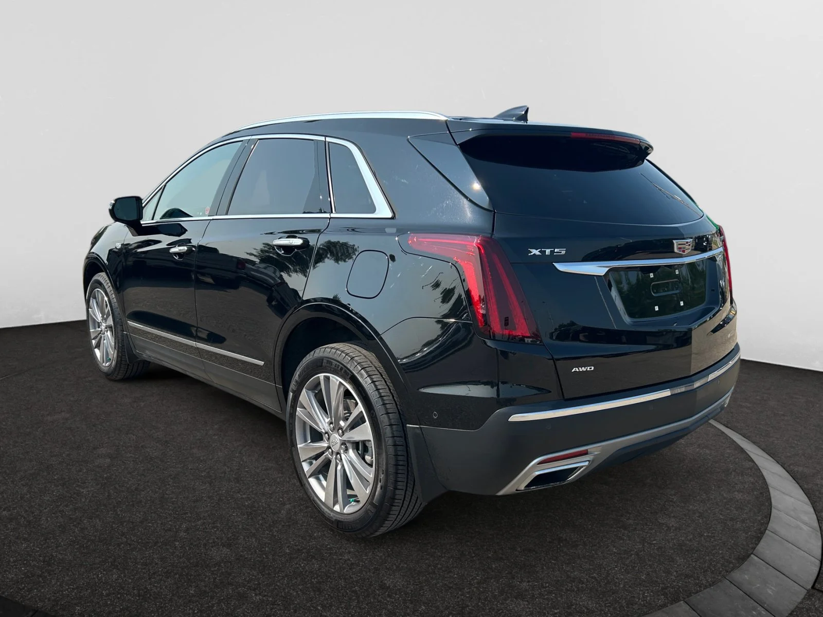 Certified Used 2025 STELLAR BLACK METALLIC Cadillac AWD Premium Luxury Leather Sunroof Nav image 3
