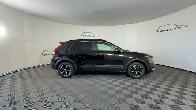 New 2026 Aurora Black Pearl Kia EX image 9