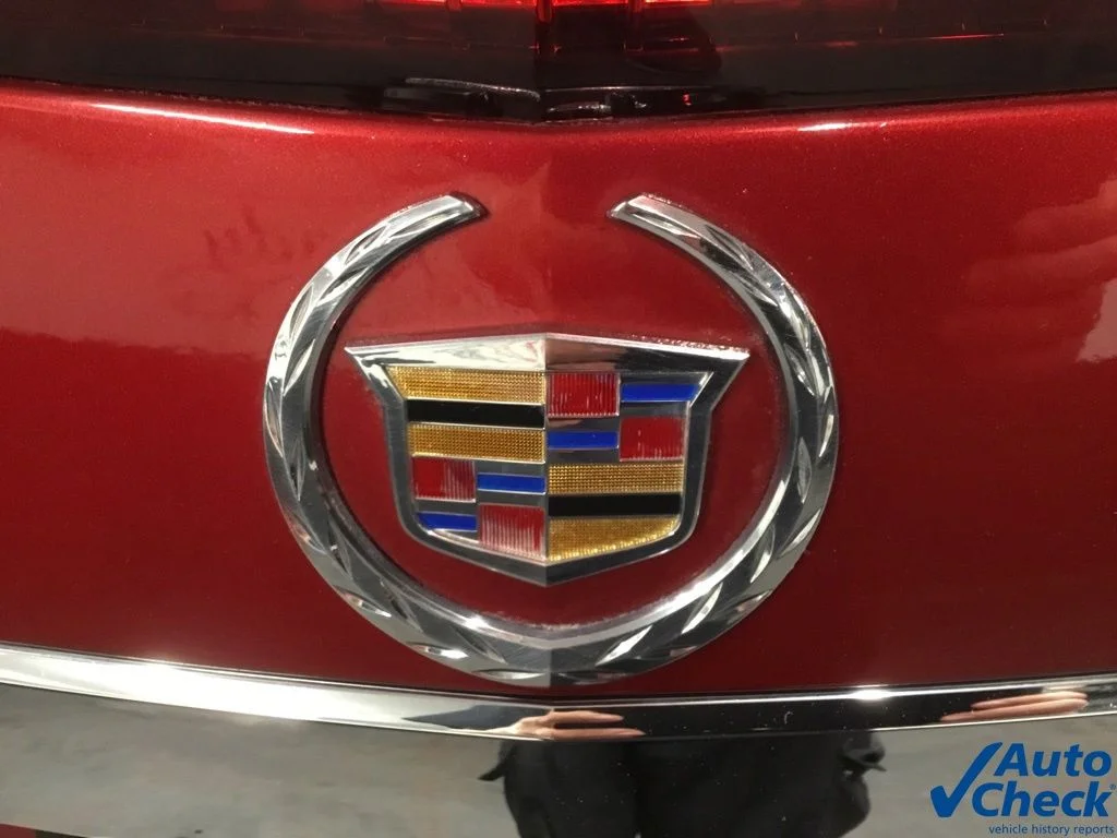 Used 2011 Red Cadillac Luxury image 13
