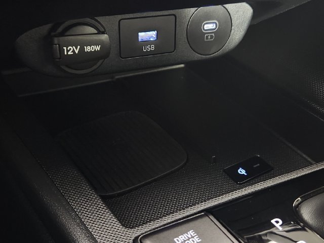 2025 Hyundai Elantra Blue - Photo 28