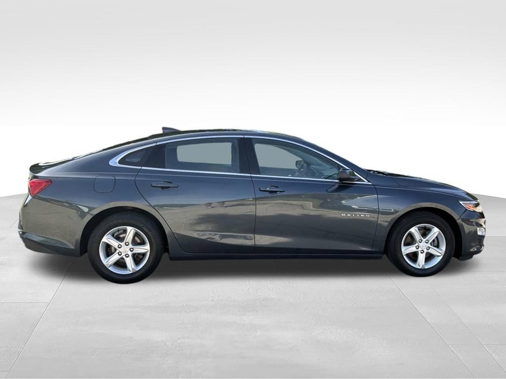 Used 2021 SHADOW GRAY METALLIC Chevrolet LS image 7