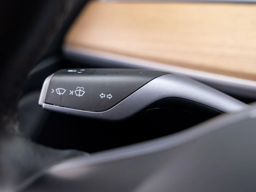 Used 2020 White Tesla Long Range image 22