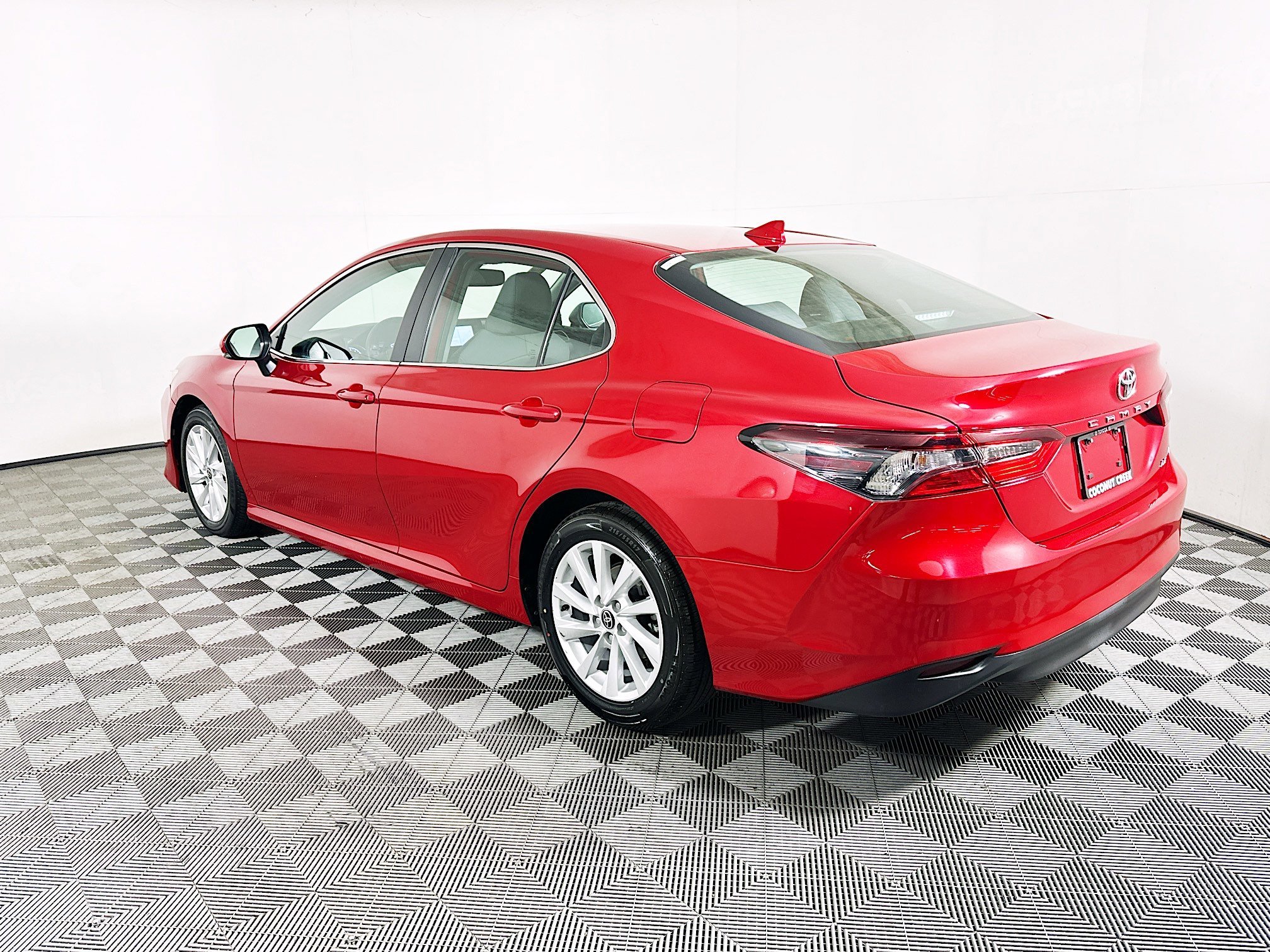 2023 Toyota Camry thumbnail 7