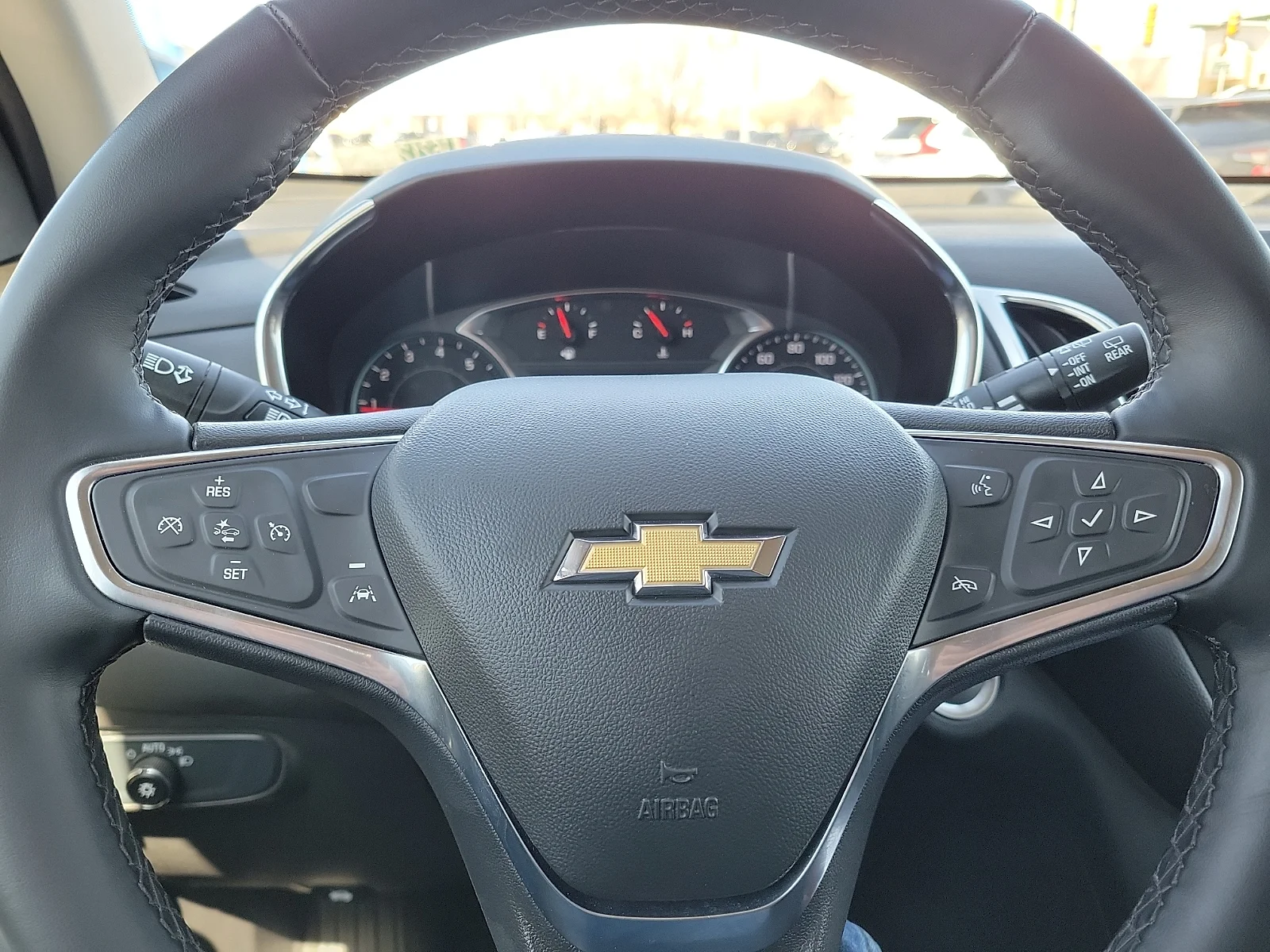 2024 Chevrolet Equinox LT - Photo 24