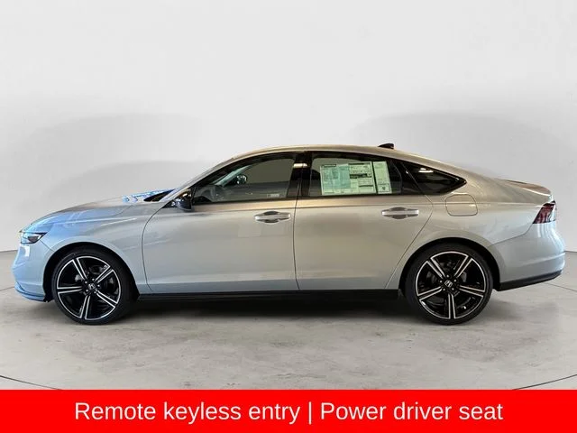 New 2026 Silver Honda SE image 2
