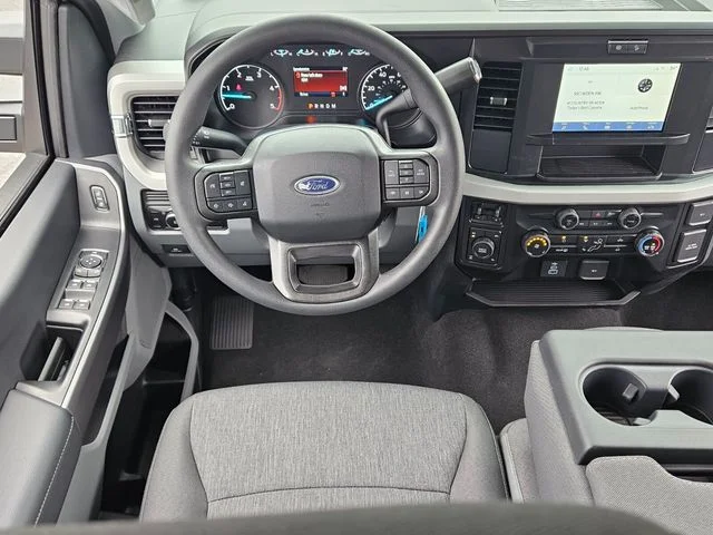2026 Ford F-350 Super Duty XL - Photo 14