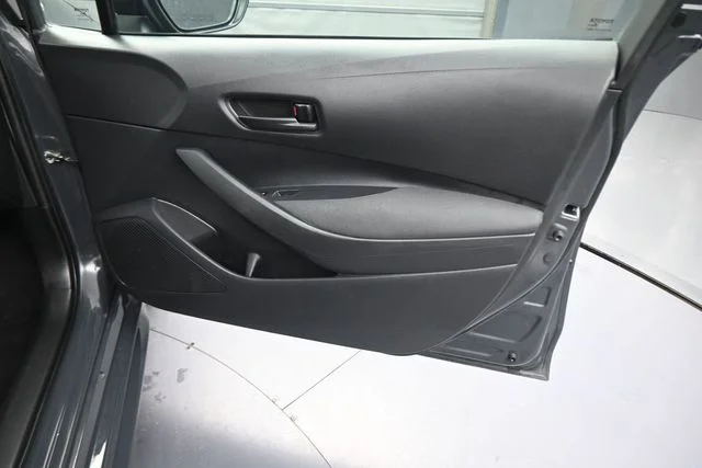 Used 2024  Toyota LE image 13