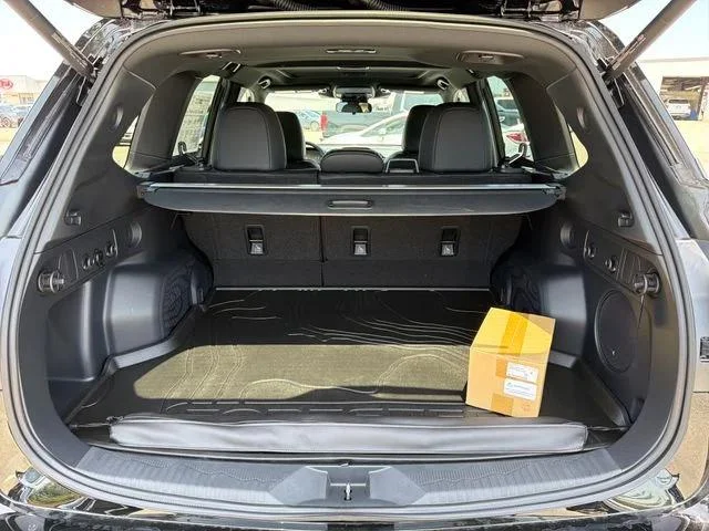 2026 Subaru Forester Sport - Photo 25