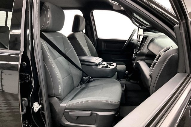 Used 2023 Diamond Black Crystal Pearlcoat Ram Tradesman image 8