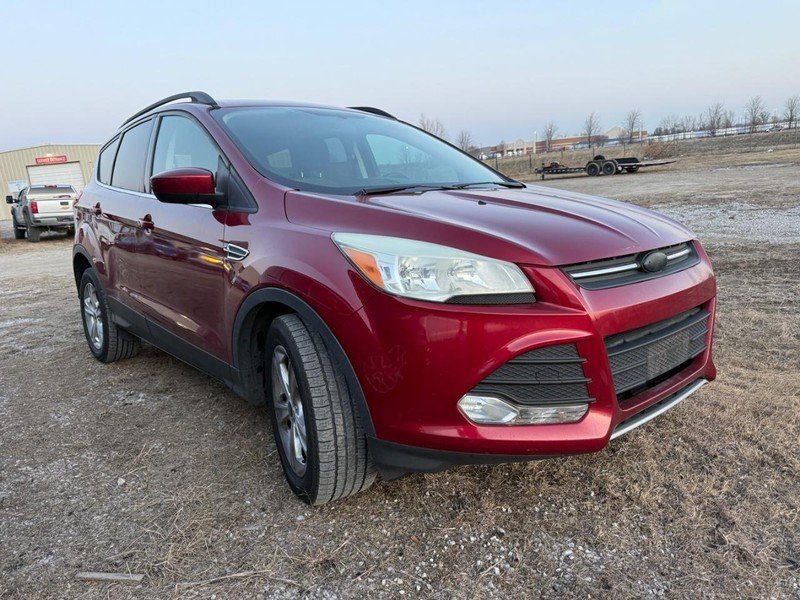 Used 2016 Ford Escape SE with VIN 1FMCU0GX0GUB46241 for sale in Granite City, IL