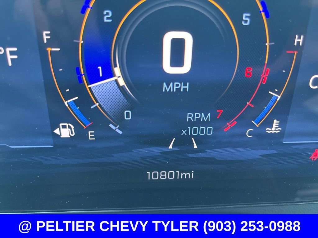 Used 2025 Iridescent Pearl Tricoat Chevrolet High Country image 27