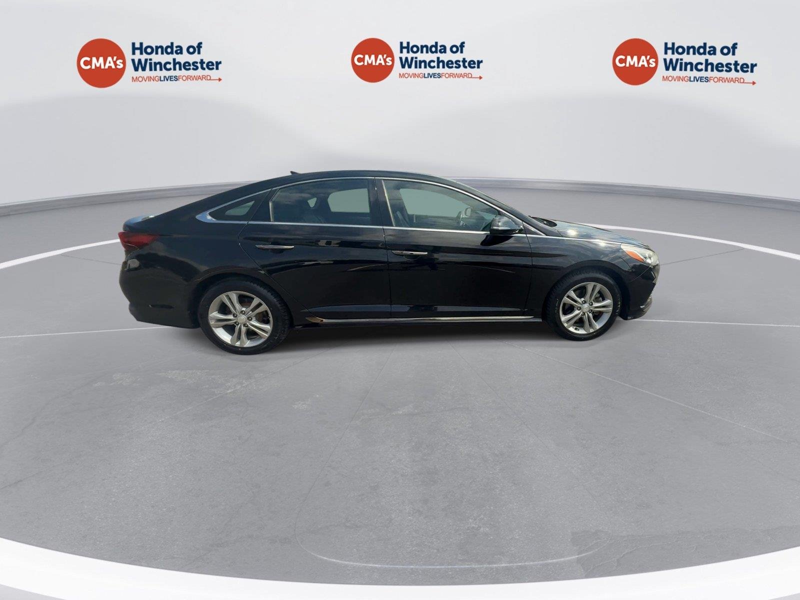 Used 2018 Phantom Black Hyundai Sport+ image 9