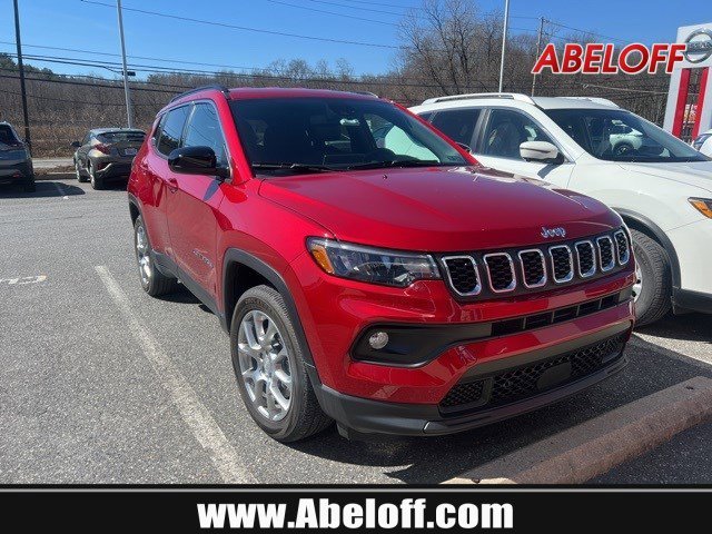 2024 Jeep Compass Latitude Lux