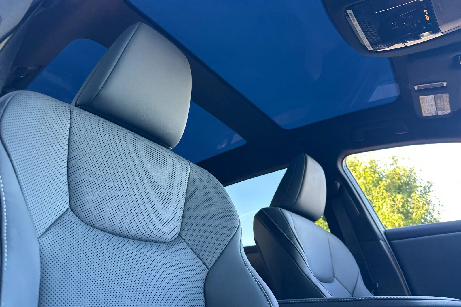 New 2026 Caviar Lexus  350e PREMIUM image 14