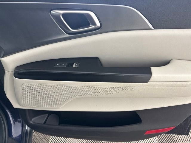 Used 2022 Blue Kia LXS image 21